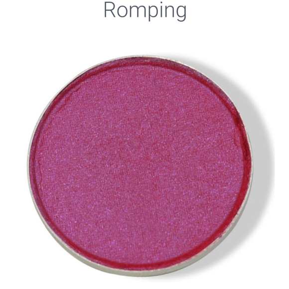 MAC Romping Bright Pink Magenta Eyeshadow - Picture 10 of 10